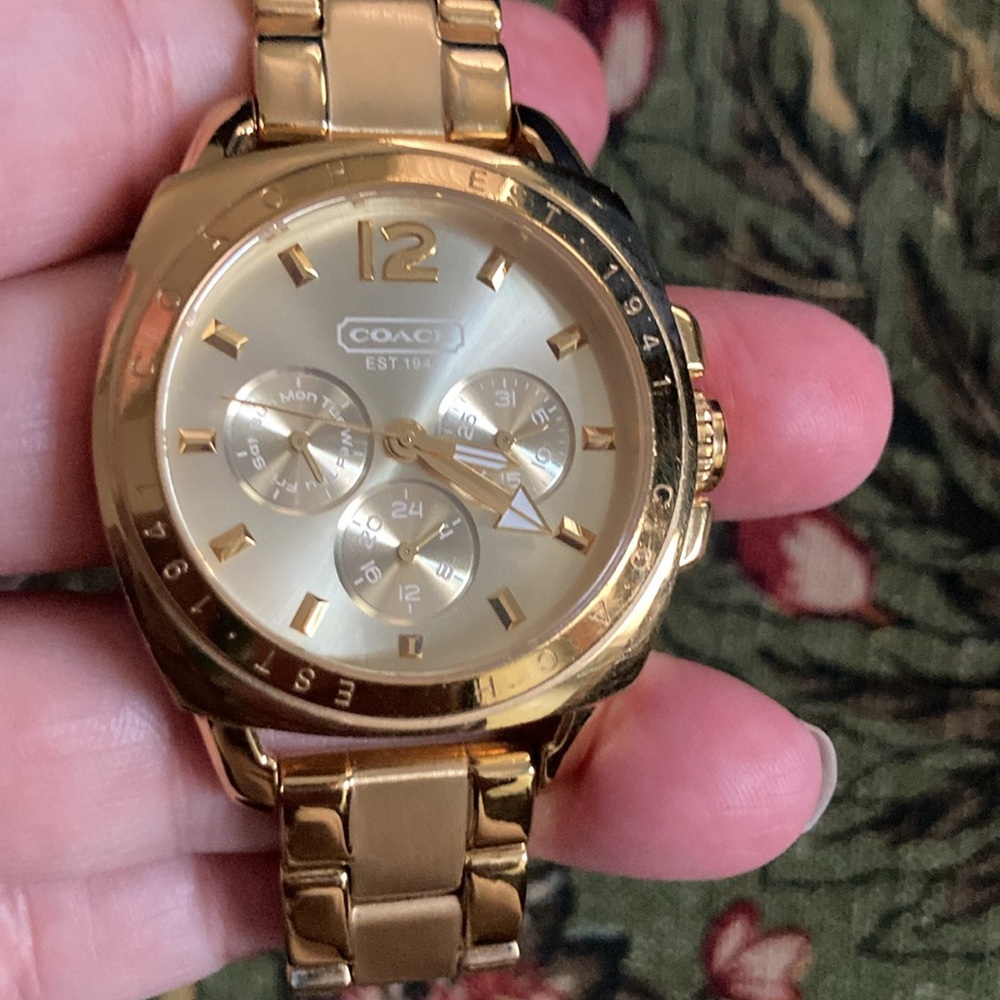 Coach Gold Watch - Picture 3 of 11